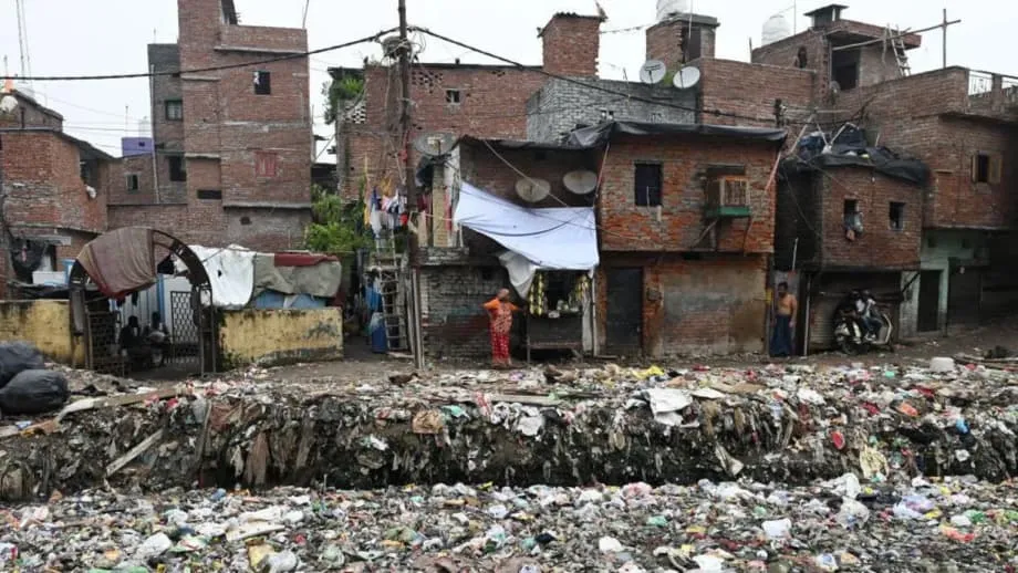 भारत का शहरी संकट: बुनियादी ढांचे पर अरबों खर्च के बावजूद शहर रहने लायक क्यों नहीं बन पा रहे