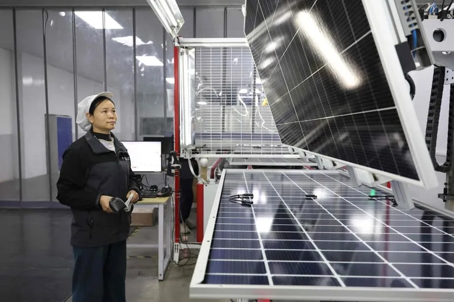 अर्थव्यवस्था को सुरक्षित रखने और जलवायु लक्ष्यों को पूरा करने के लिए चीन ने पेश की महत्वाकांक्षी ऊर्जा सुरक्षा रणनीति