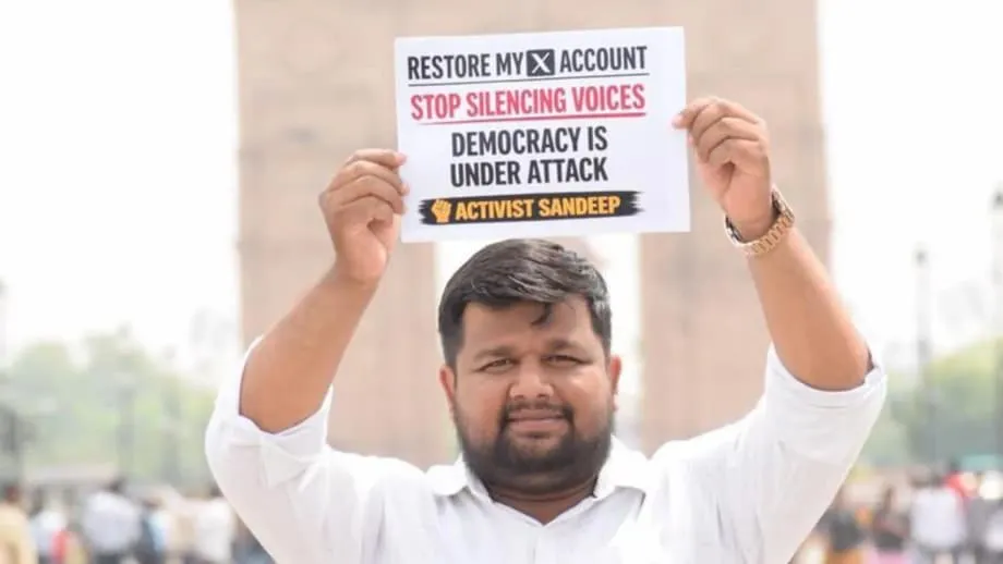 भारत ने सोशल मीडिया उपयोगकर्ताओं को समाचार प्रकाशकों की तरह विनियमित करने के लिए नियम प्रस्तावित किए
