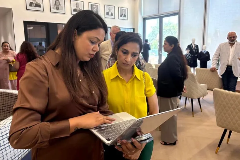 भारत के संपन्न अभिभावक रटने वाली पढ़ाई छोड़ अंतरराष्ट्रीय स्कूलों की ओर, शिक्षा में बदलाव को मिल रही गति