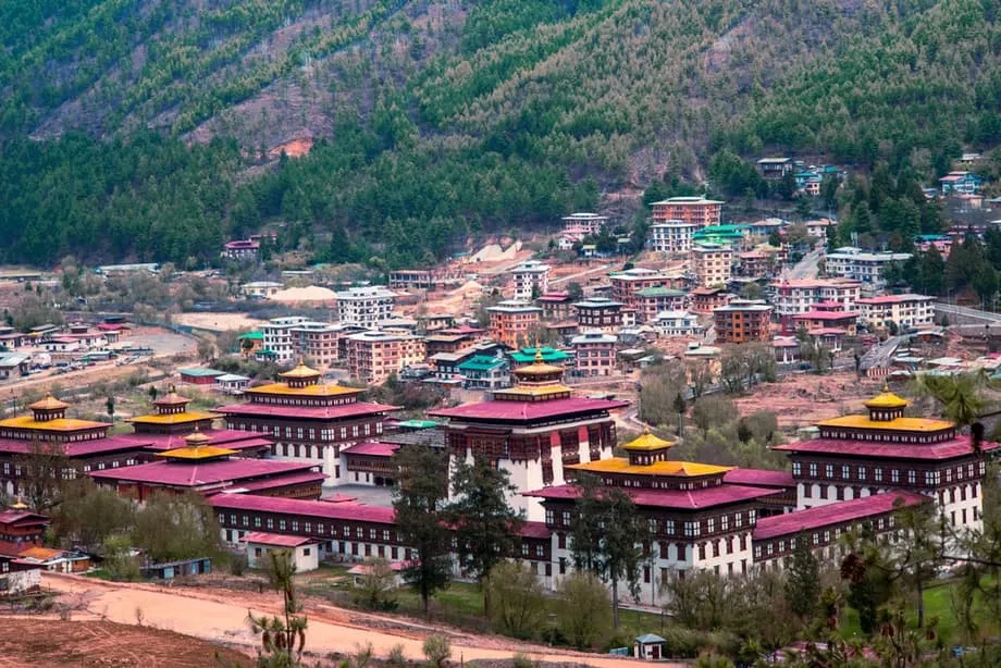 रिकॉर्ड निचले मतदान के बीच थिम्फू ने मेयर को फिर चुना, भूटान की मतदान संबंधी बाधाएं उजागर