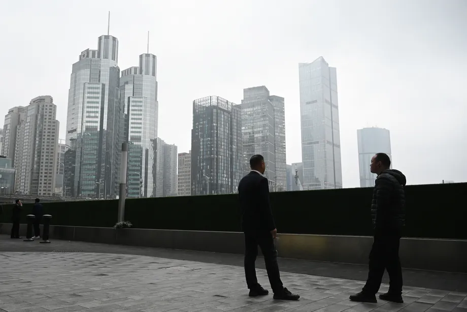 CreditEase Says It May Be Insolvent as Wealth Product Investors Await Repayment