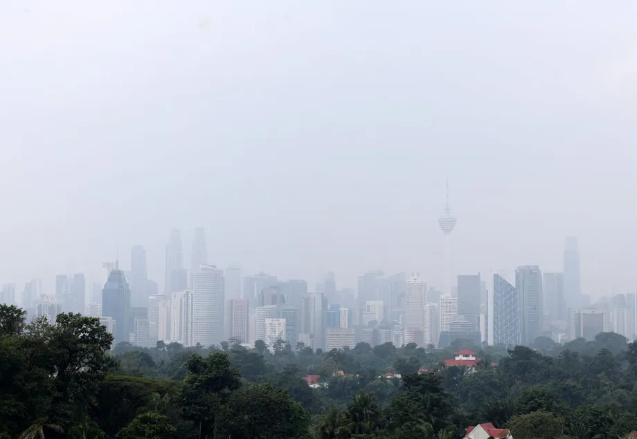 Malaysia Faces Pressure for Haze Law as Fire Investigations Reach Across Corporate Borders