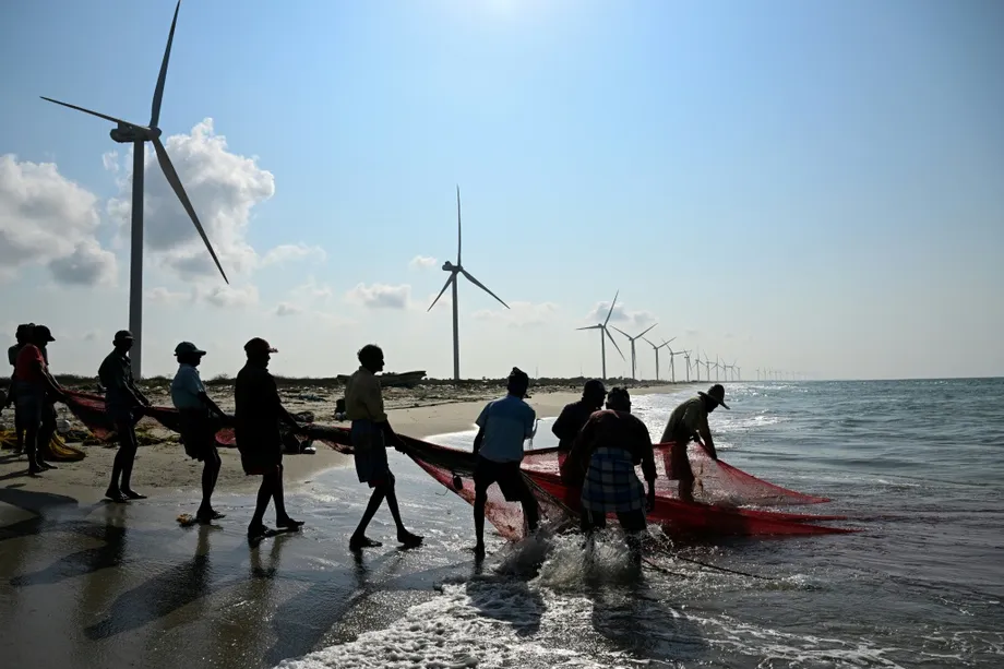 Mannar Wind Power Expansion Faces Backlash Over Falling Fish Catches and Flooding