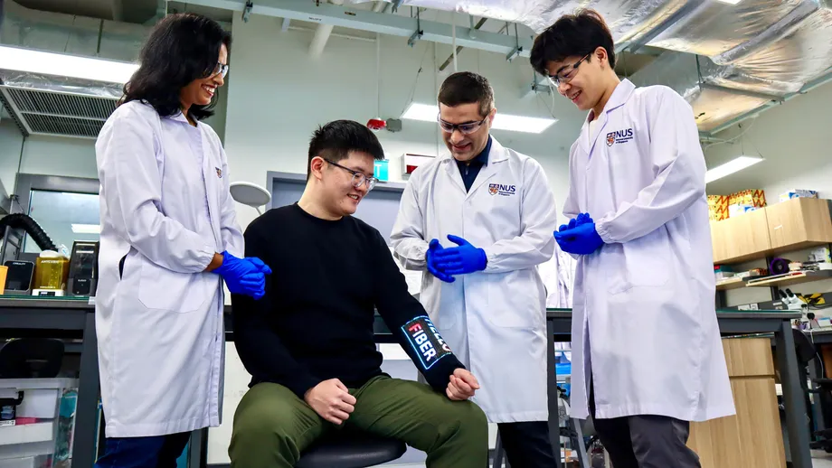 Singapore Researchers Weave a Washable Touchscreen Into a Garment Sleeve